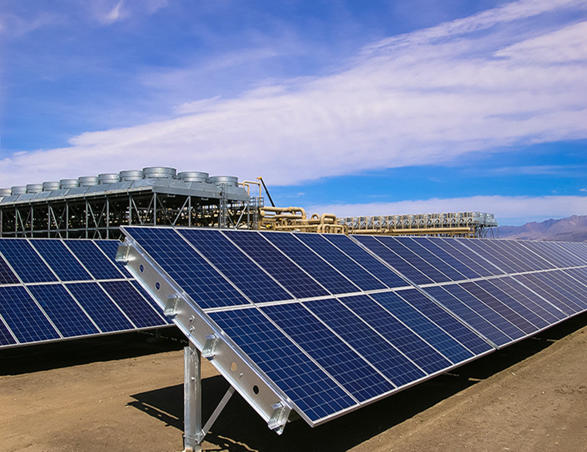 Hybrid Solar Power Plant