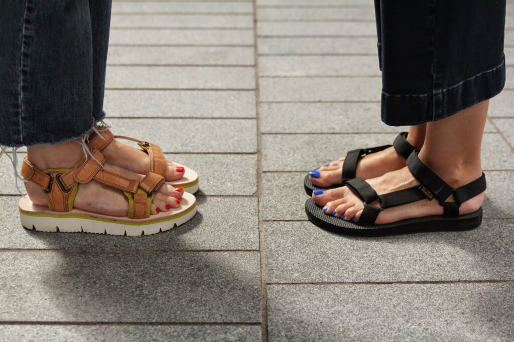 best shoes for hammer toes, sandals for hammer toes